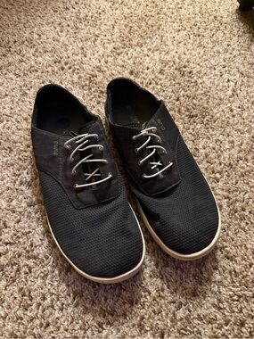 OluKai Men's Black Knit Lace-Up Casual Sneakers
